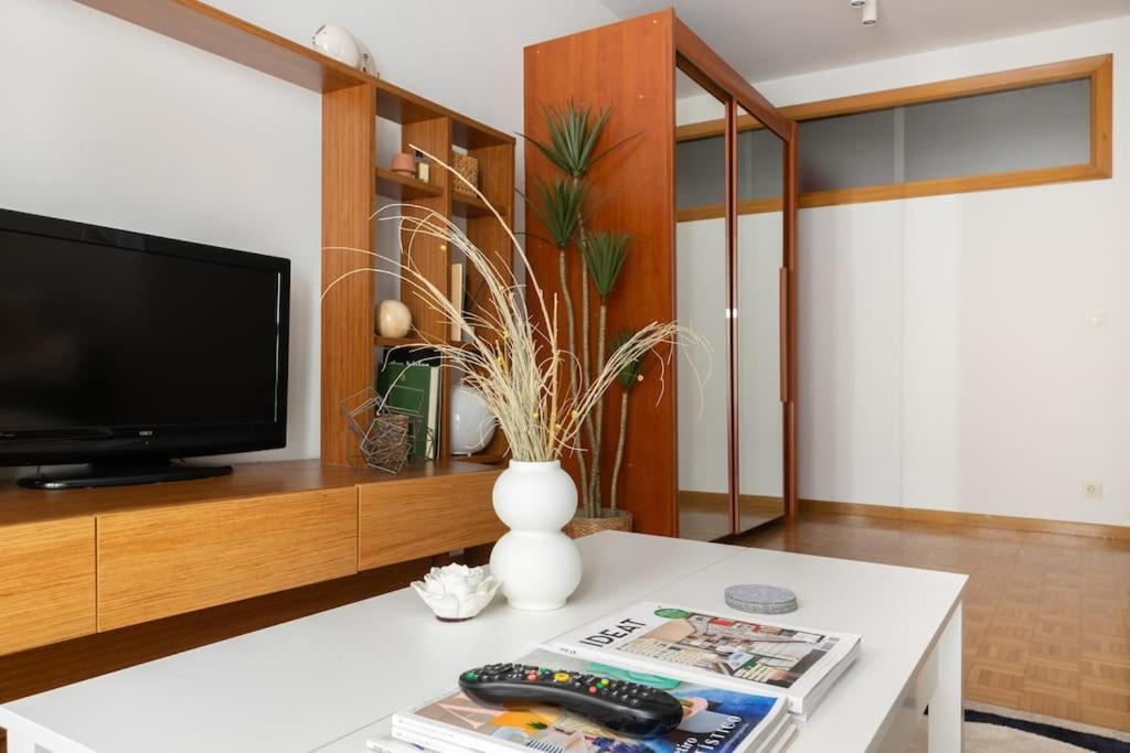 El Balcon De San Anton By Clabao Appartement Pamplona Buitenkant foto